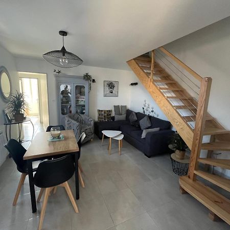 Maison Chaleureuse Avec Terrasse Privative Proche De La Gare Et Du Centre-Ville Rochefort  Exterior foto